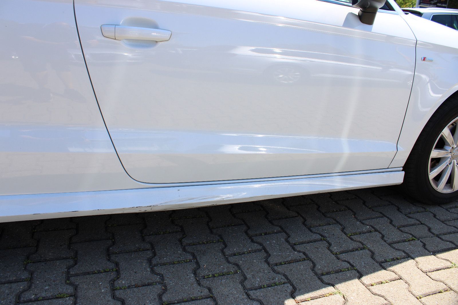 Fahrzeugabbildung Audi A3 1.4 TFSI S tronic S line Cabrio