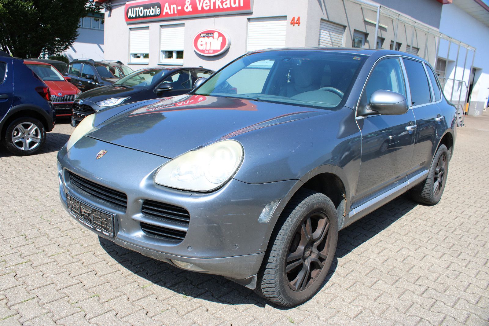 Fahrzeugabbildung Porsche Cayenne  3.2 LPG-Gas SHZ,Xenon,PDC,Leder