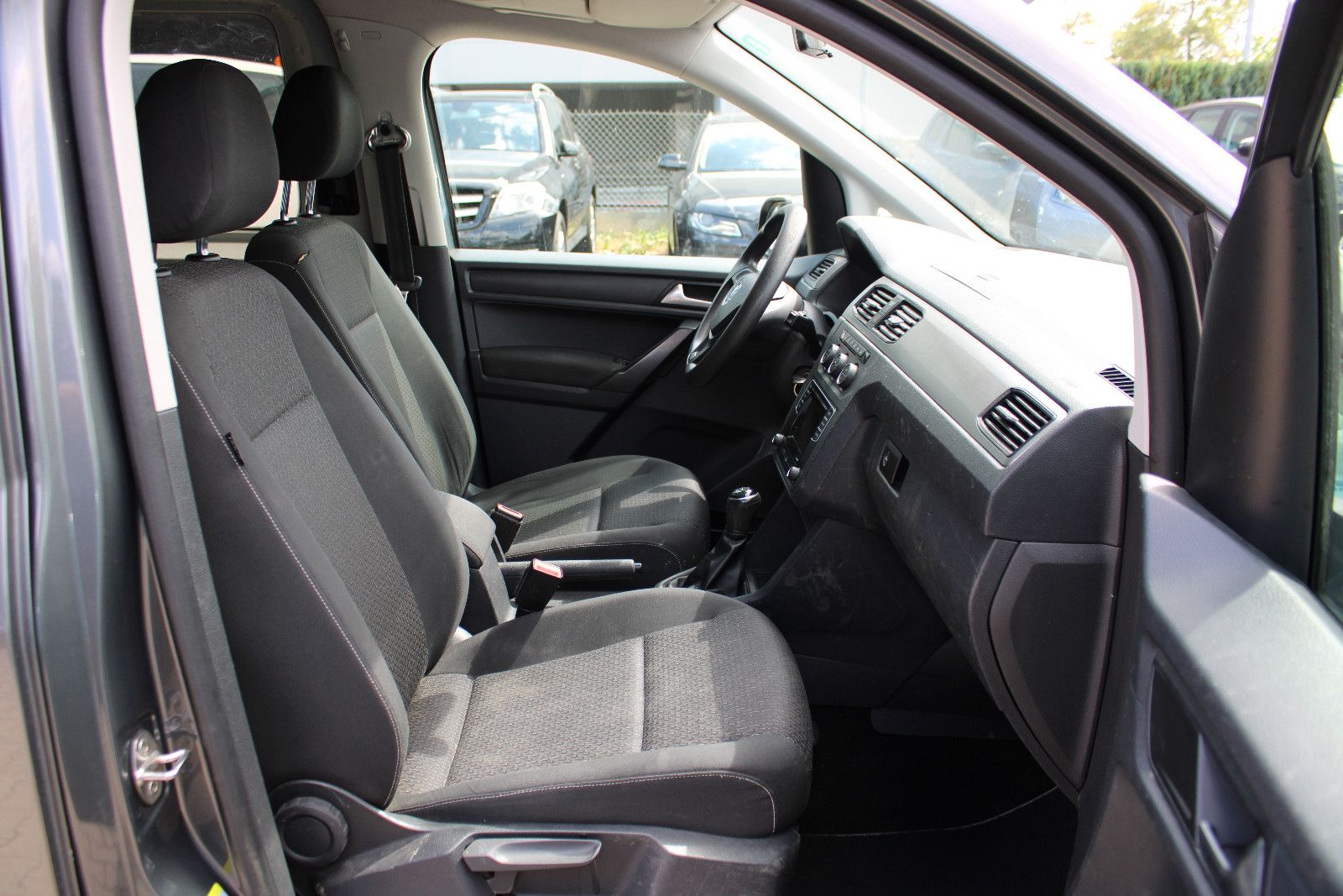 Fahrzeugabbildung Porsche Cayenne  3.2 LPG-Gas SHZ,Xenon,PDC,Leder