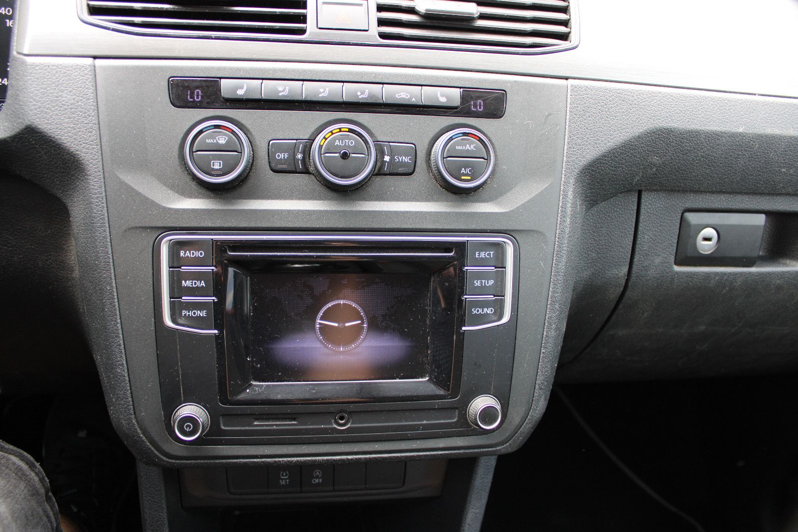 Fahrzeugabbildung Porsche Cayenne  3.2 LPG-Gas SHZ,Xenon,PDC,Leder