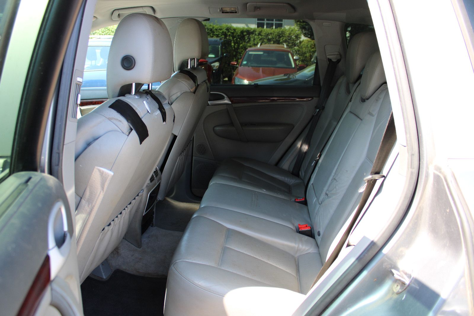 Fahrzeugabbildung Porsche Cayenne  3.2 LPG-Gas SHZ,Xenon,PDC,Leder