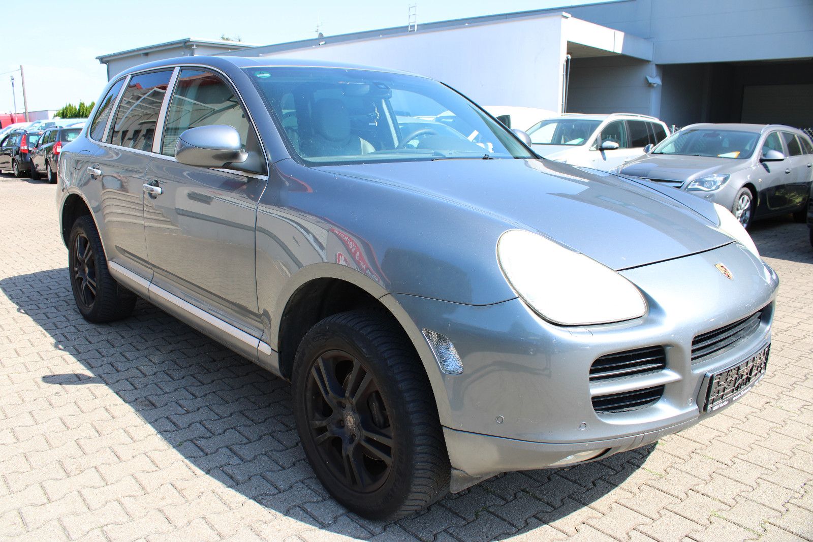 Fahrzeugabbildung Porsche Cayenne  3.2 LPG-Gas SHZ,Xenon,PDC,Leder