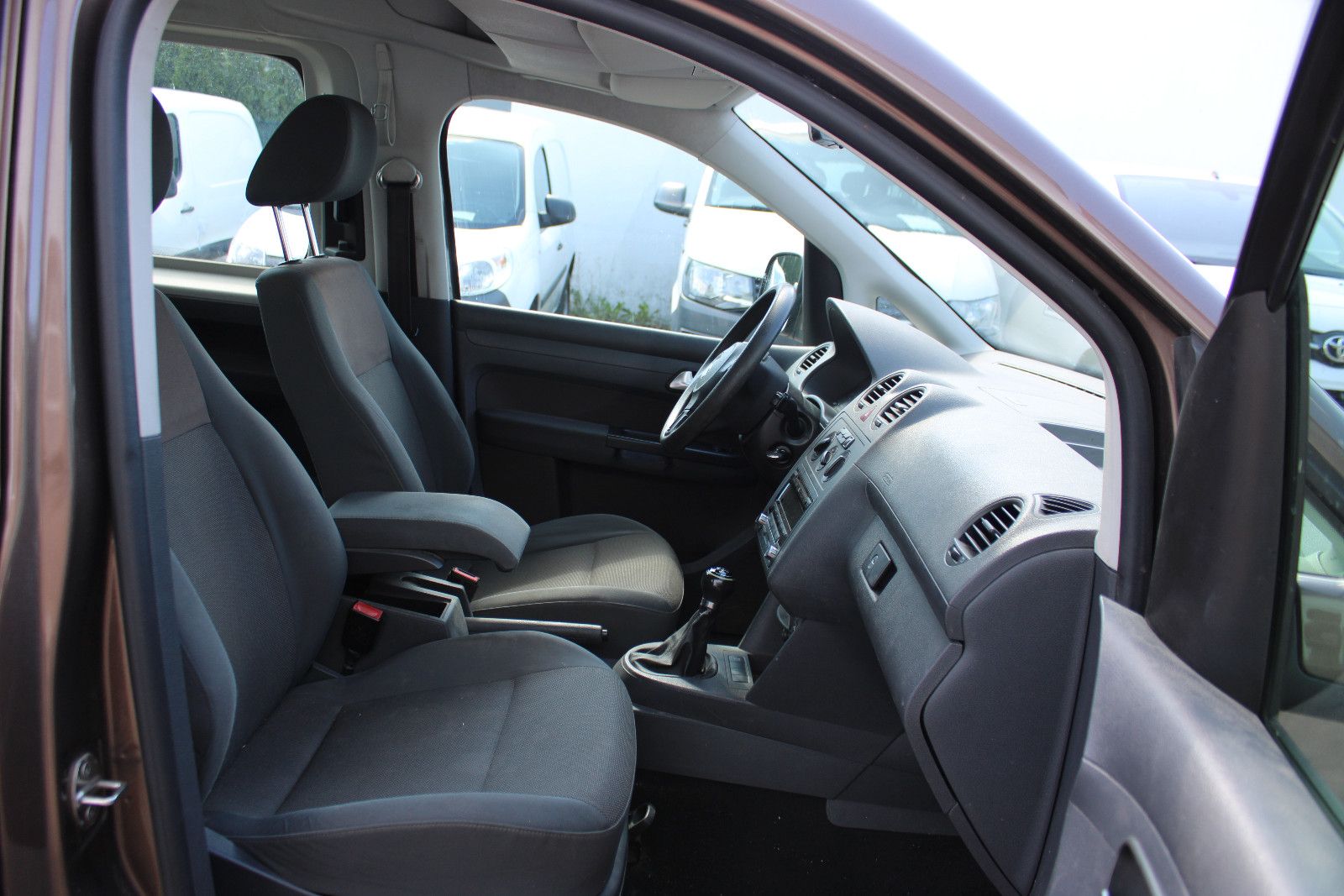 Fahrzeugabbildung Volkswagen Caddy Maxi 2.0TDI 4 Motion Standheizung,PDC,SHZ