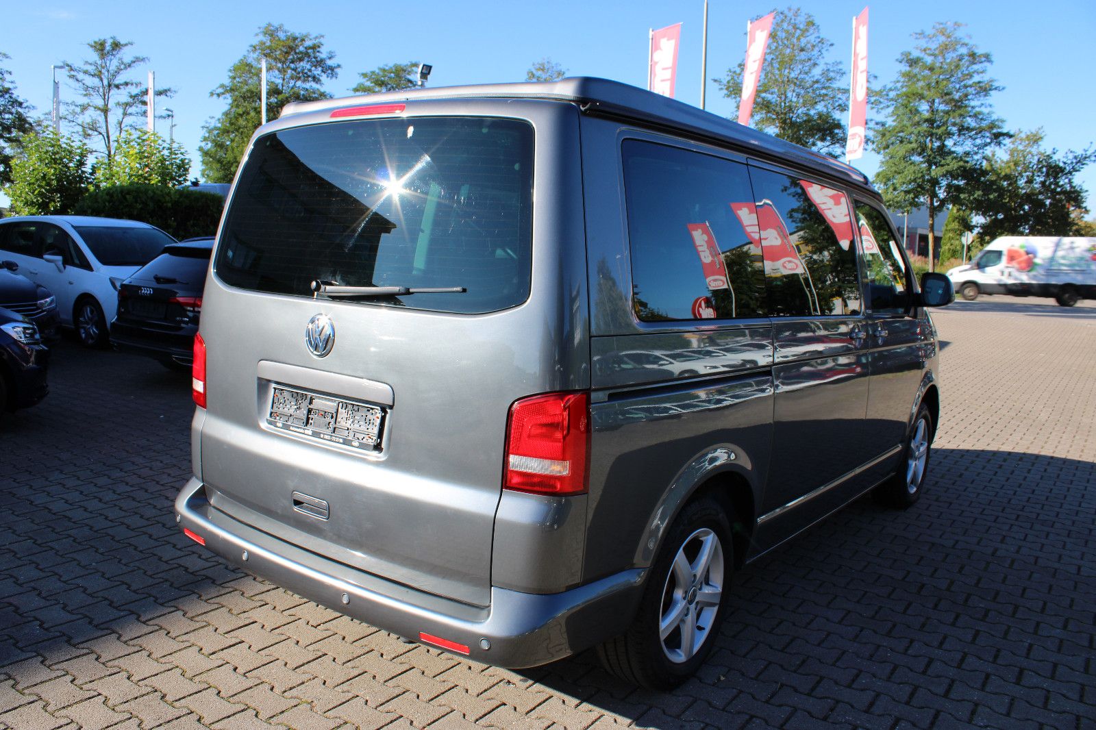Fahrzeugabbildung Volkswagen T5 Multivan 2.0TDI PDC,Standheizung,Aufstelldach