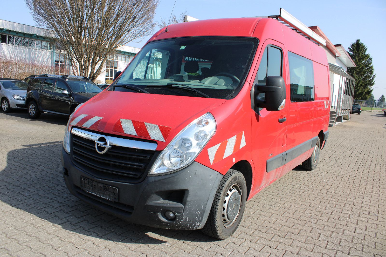 Fahrzeugabbildung Opel Movano 3500 7.Sitzer Klima