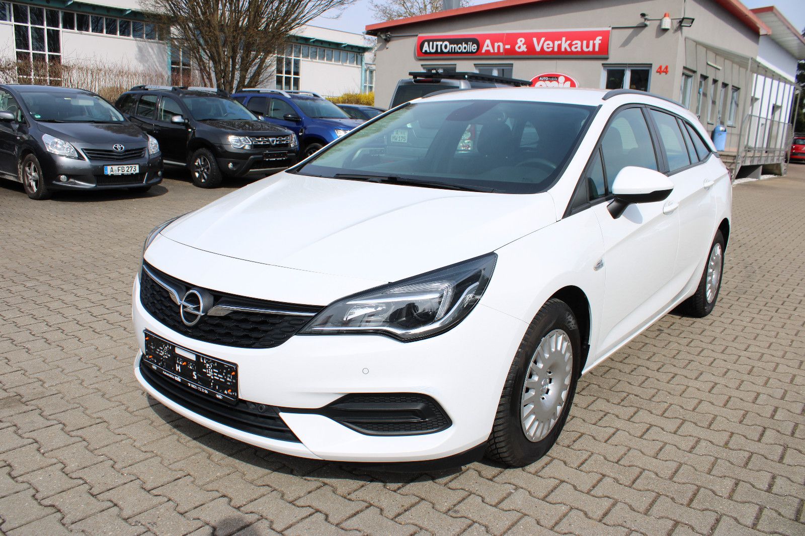 Fahrzeugabbildung Opel Astra ST 1.5 Diesel Navi,Apple/Android,SHZ,LHZ