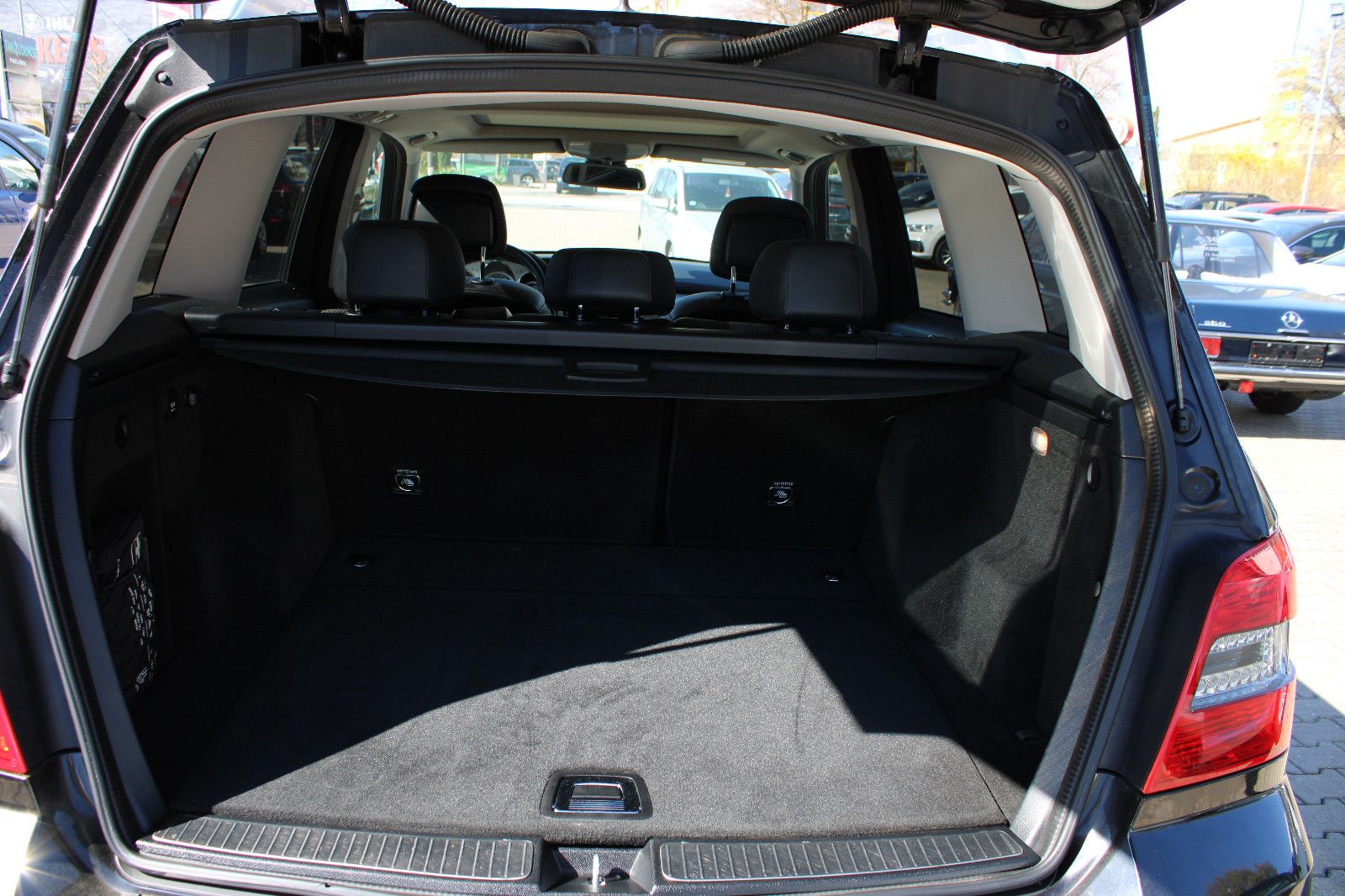 Fahrzeugabbildung Mercedes-Benz GLK 350 CDI 4MATIC Navi,PDC,Xenon,Panorama