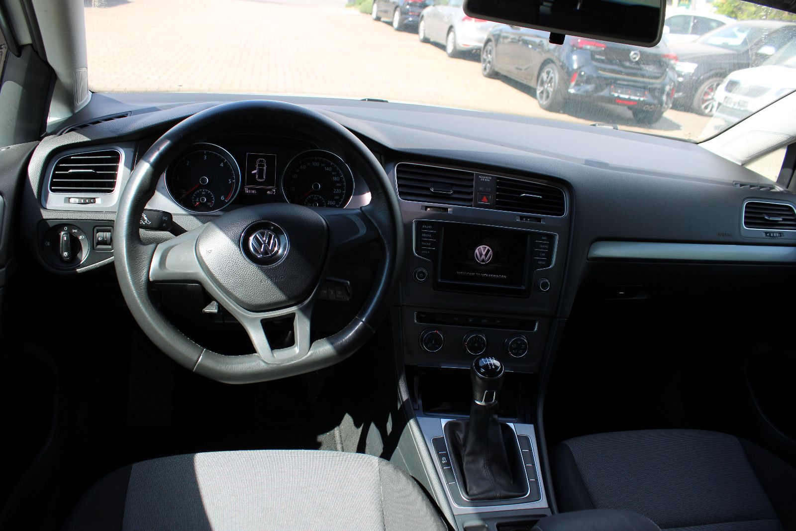 Fahrzeugabbildung Volkswagen Golf 1.6 TDI  Variant Navi,Klima