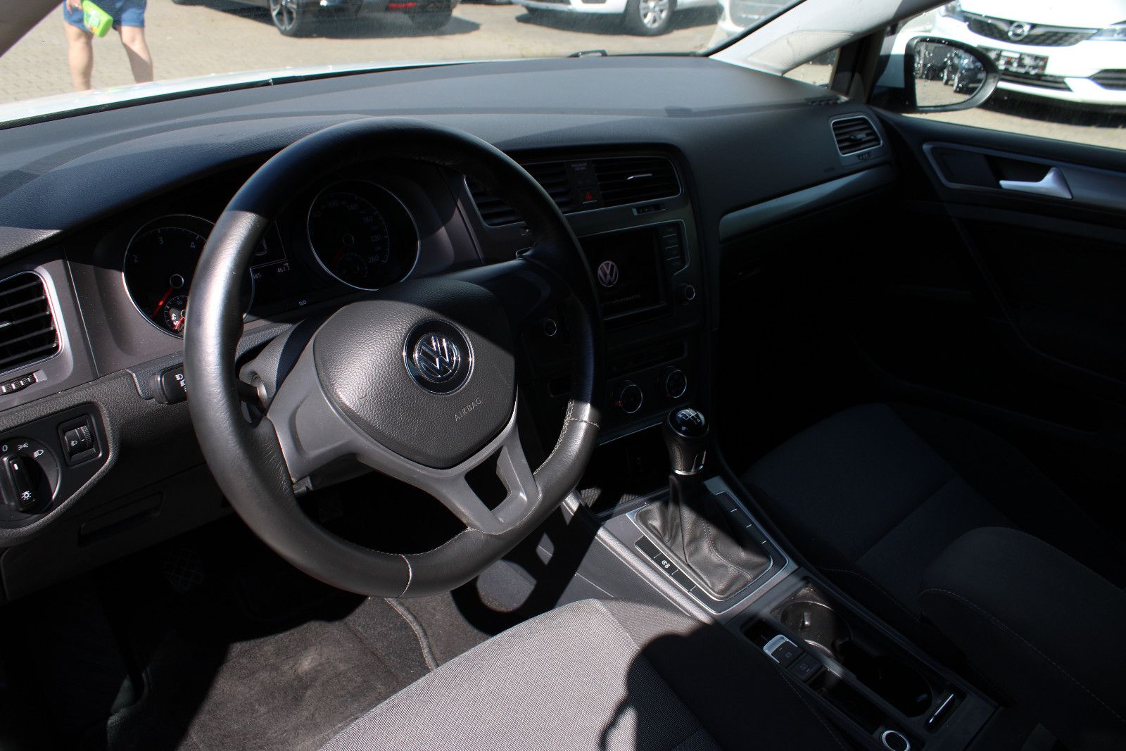 Fahrzeugabbildung Volkswagen Golf 1.6 TDI  Variant Navi,Klima
