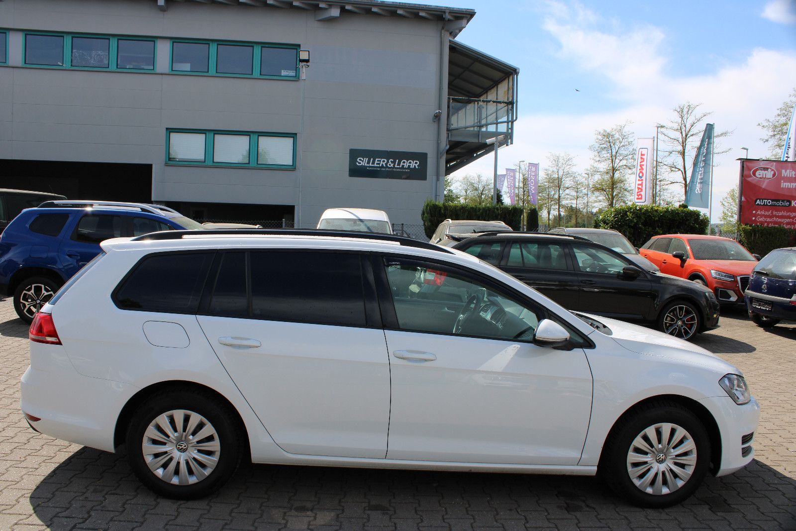Fahrzeugabbildung Volkswagen Golf 1.6 TDI  Variant Navi,Klima