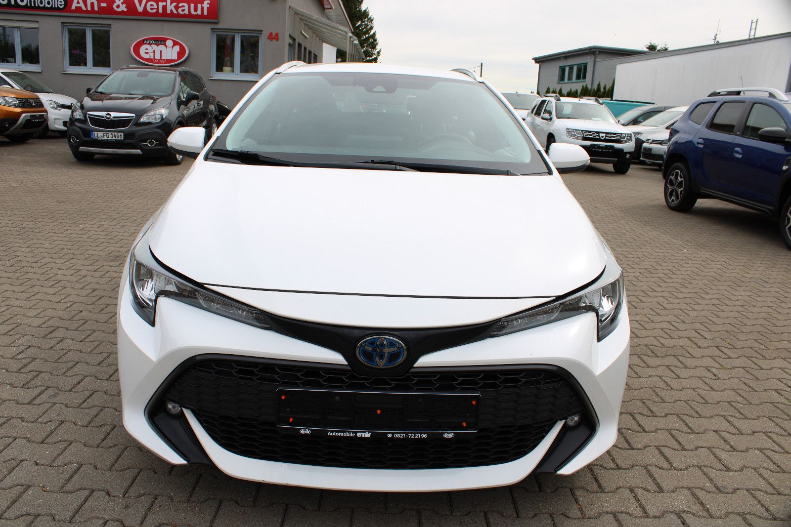 Fahrzeugabbildung Toyota Corolla 2,0 Hybrid Touring Sports Kamrea,Navi,LH