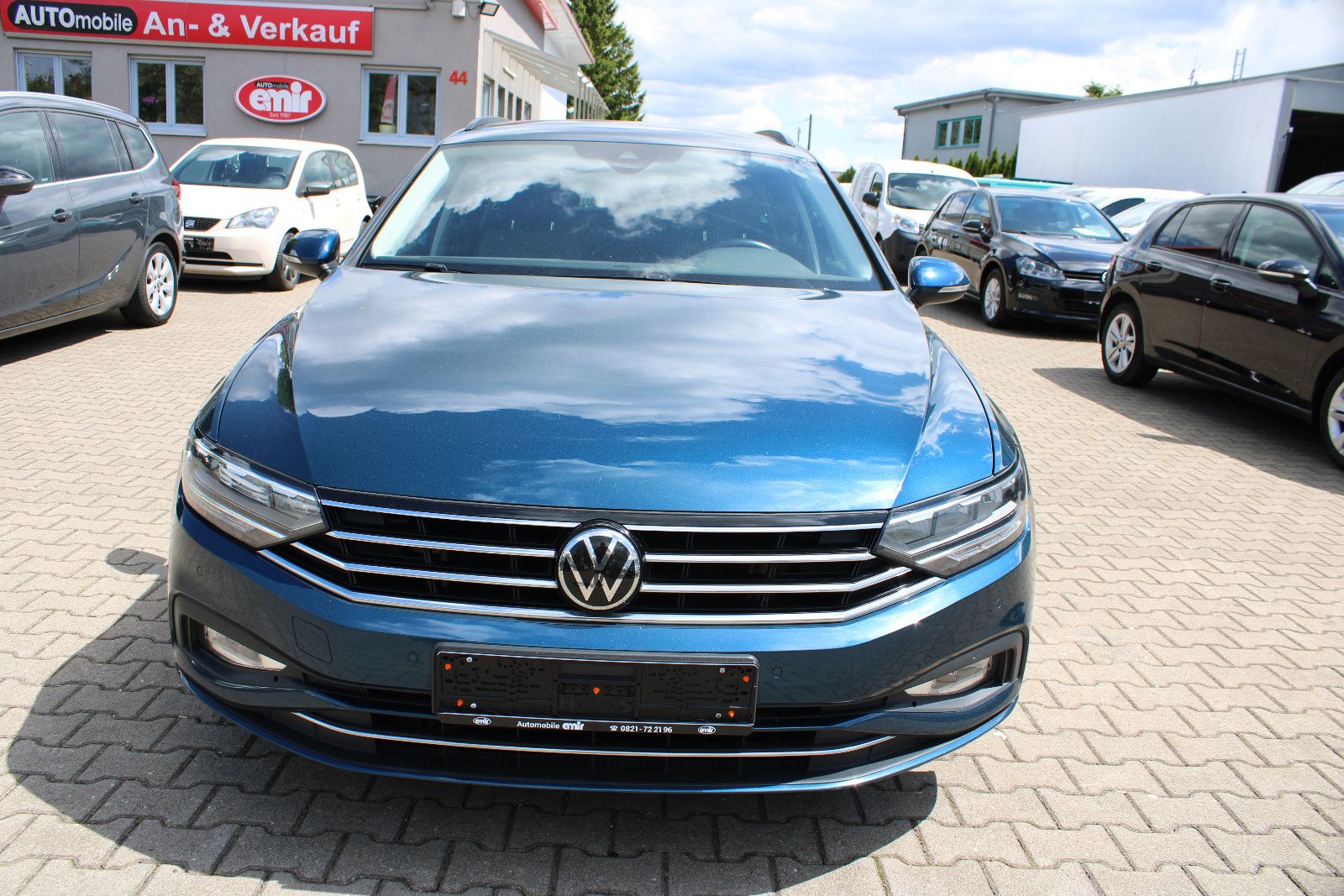 Fahrzeugabbildung Volkswagen Passat Variant 2.0 TDI SCR DSG