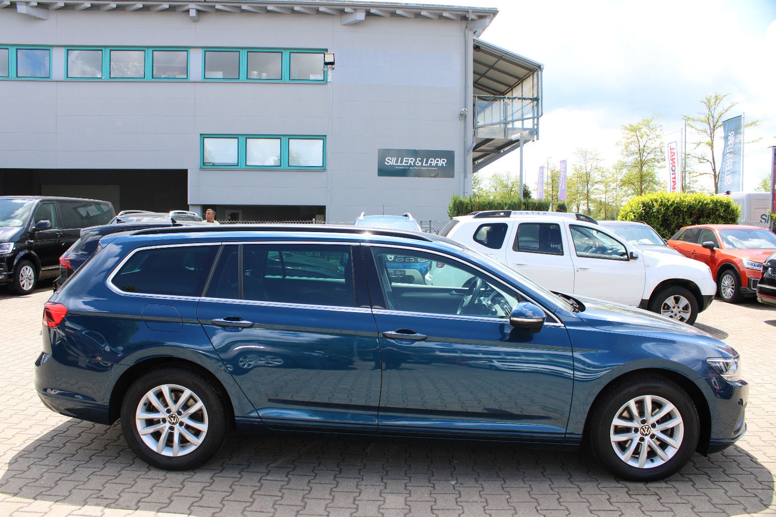 Fahrzeugabbildung Volkswagen Passat Variant 2.0 TDI SCR DSG