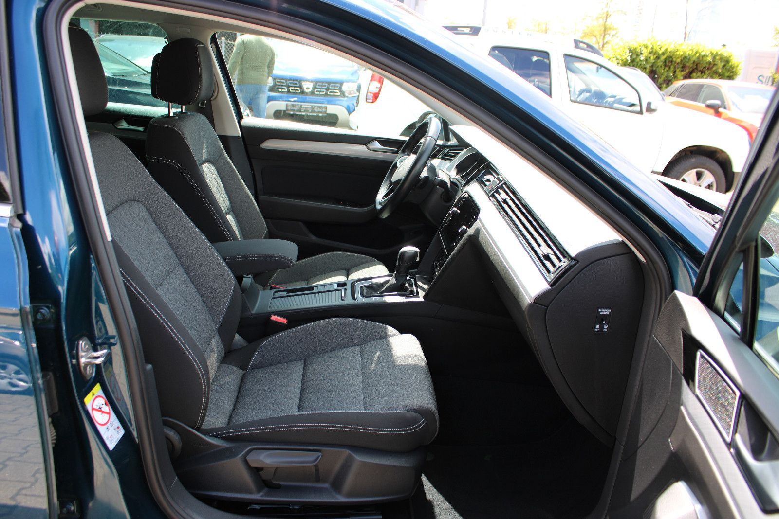 Fahrzeugabbildung Volkswagen Passat Variant 2.0 TDI SCR DSG