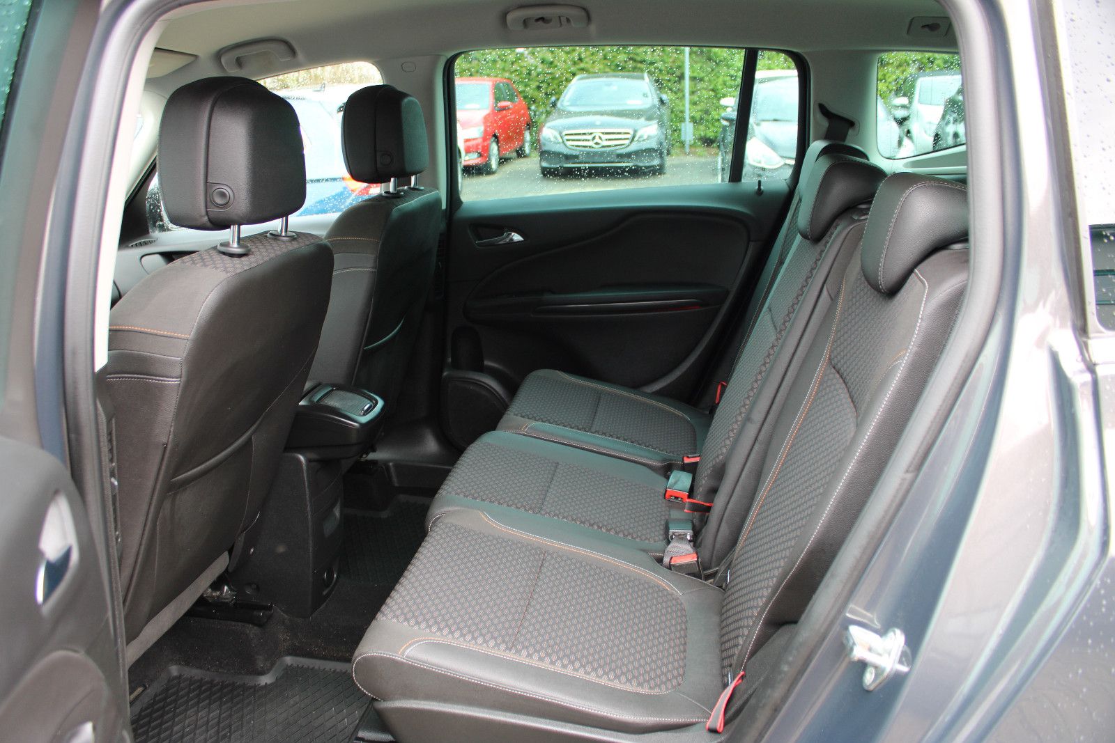 Fahrzeugabbildung Opel Zafira 1.4 Turbo Navi,PDC,Kamera,SHZ,LHZ,AHK