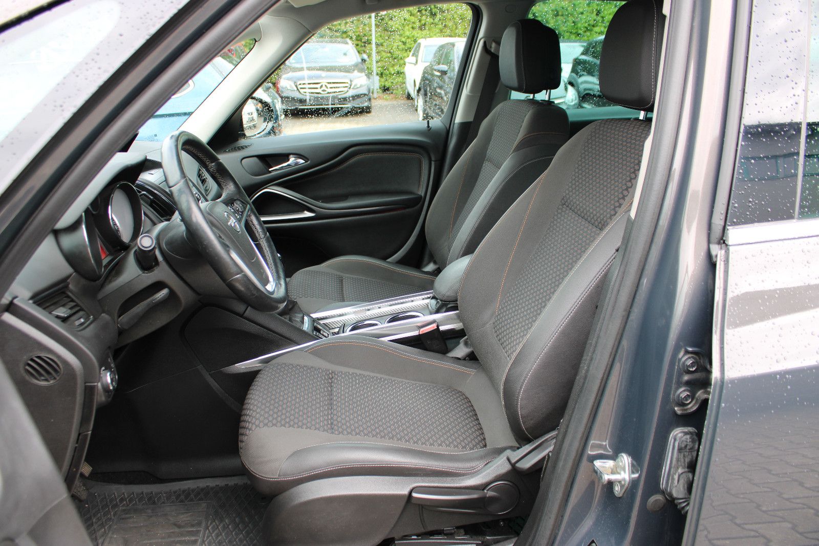 Fahrzeugabbildung Opel Zafira 1.4 Turbo Navi,PDC,Kamera,SHZ,LHZ,AHK