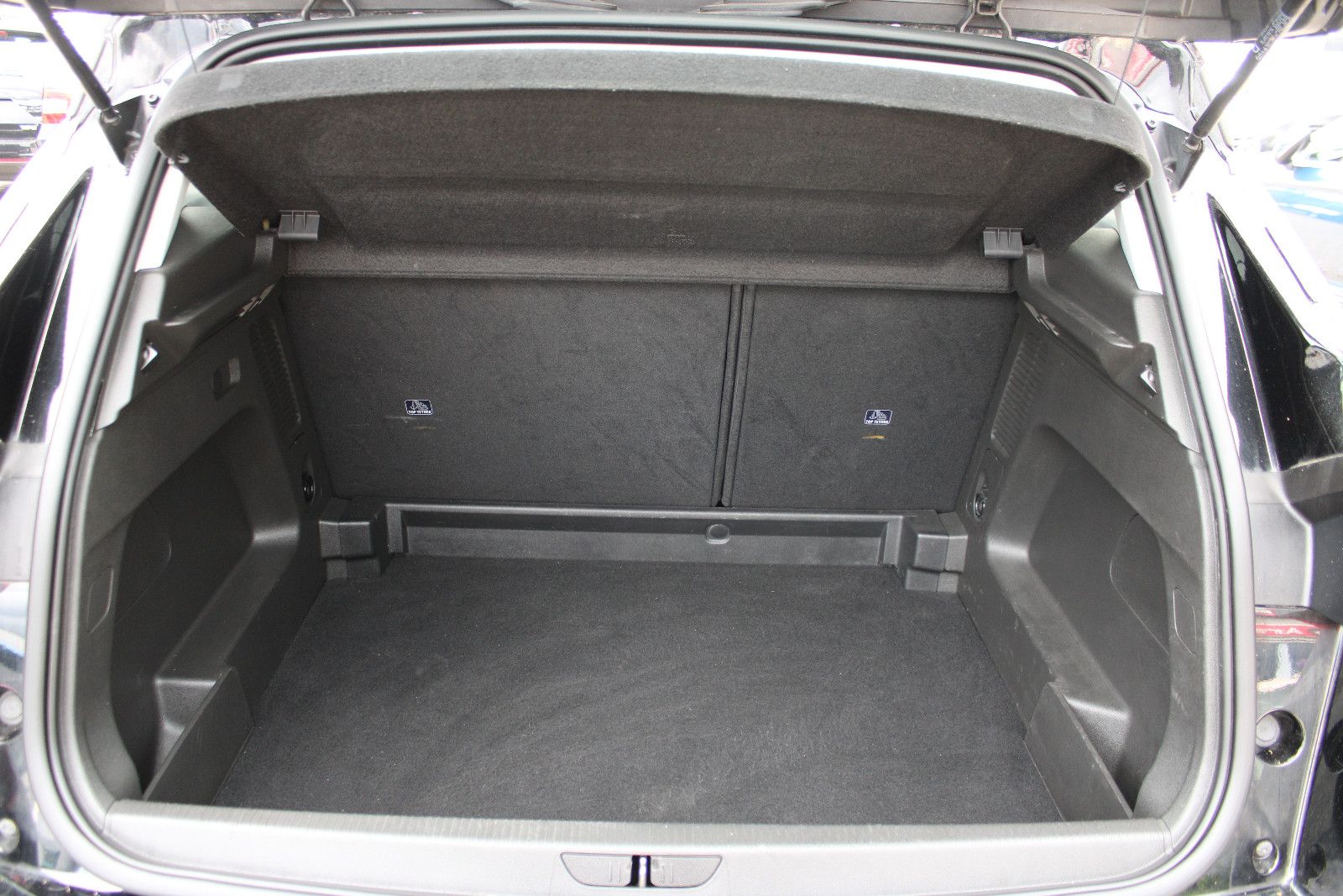 Fahrzeugabbildung Opel Grandland (X) PDC,LED,SHZ,LHZ,