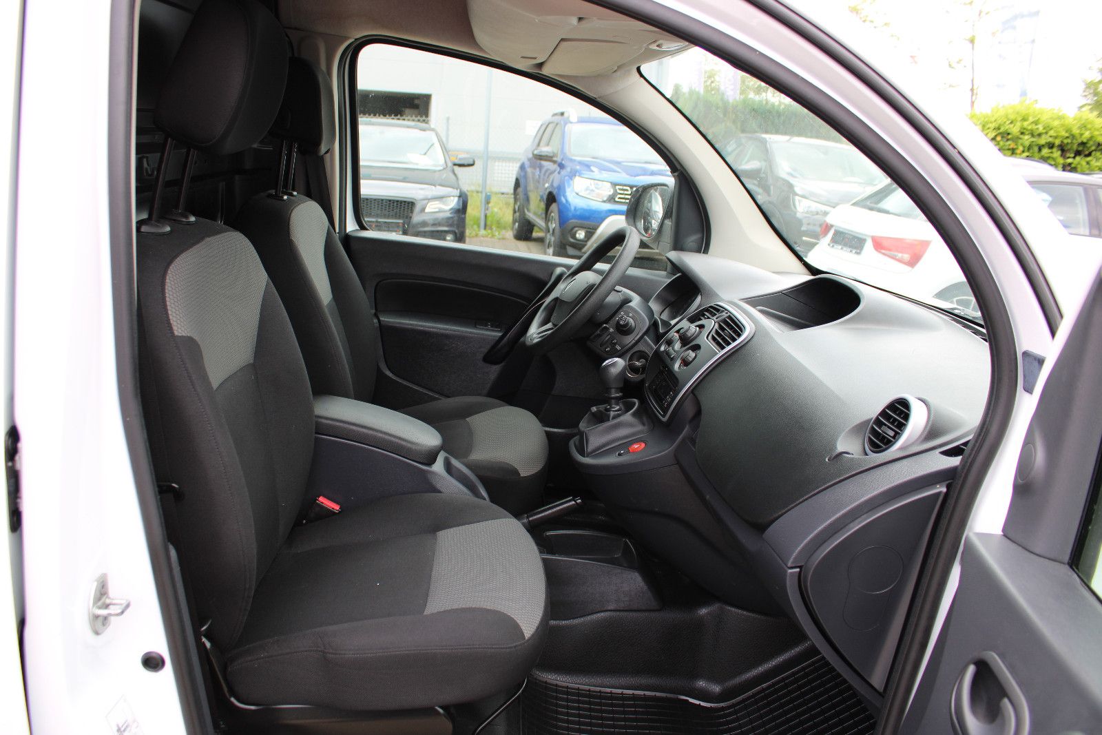 Fahrzeugabbildung Renault Kangoo 1.5d Kasten Klima,PDC