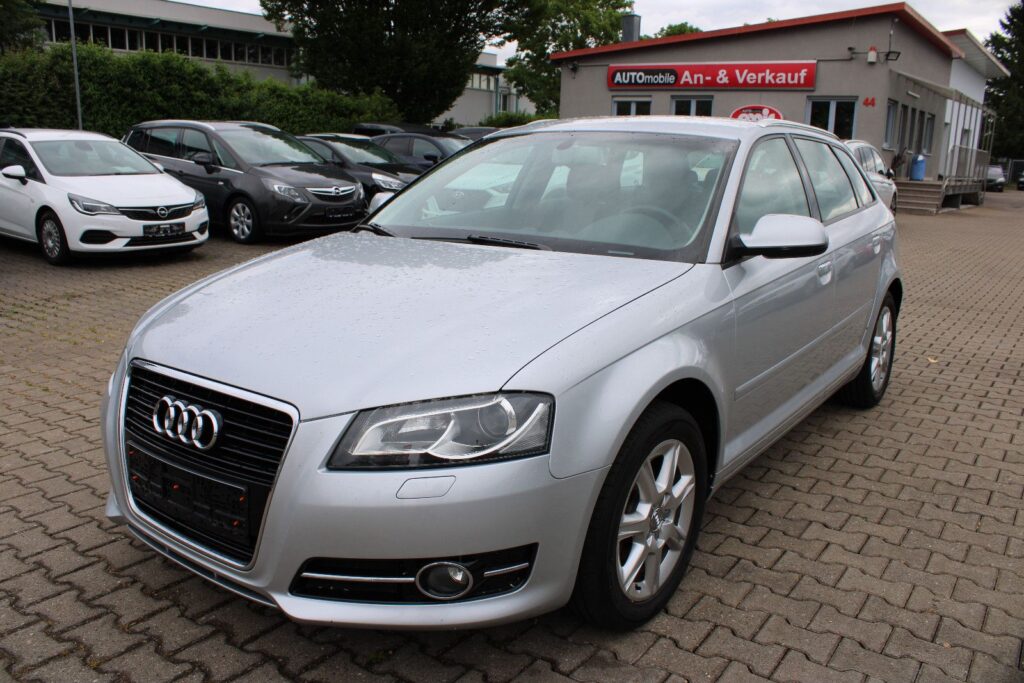 Audi A3 1.6 TDI Sportback Xenon,Navi,PDC,AHK