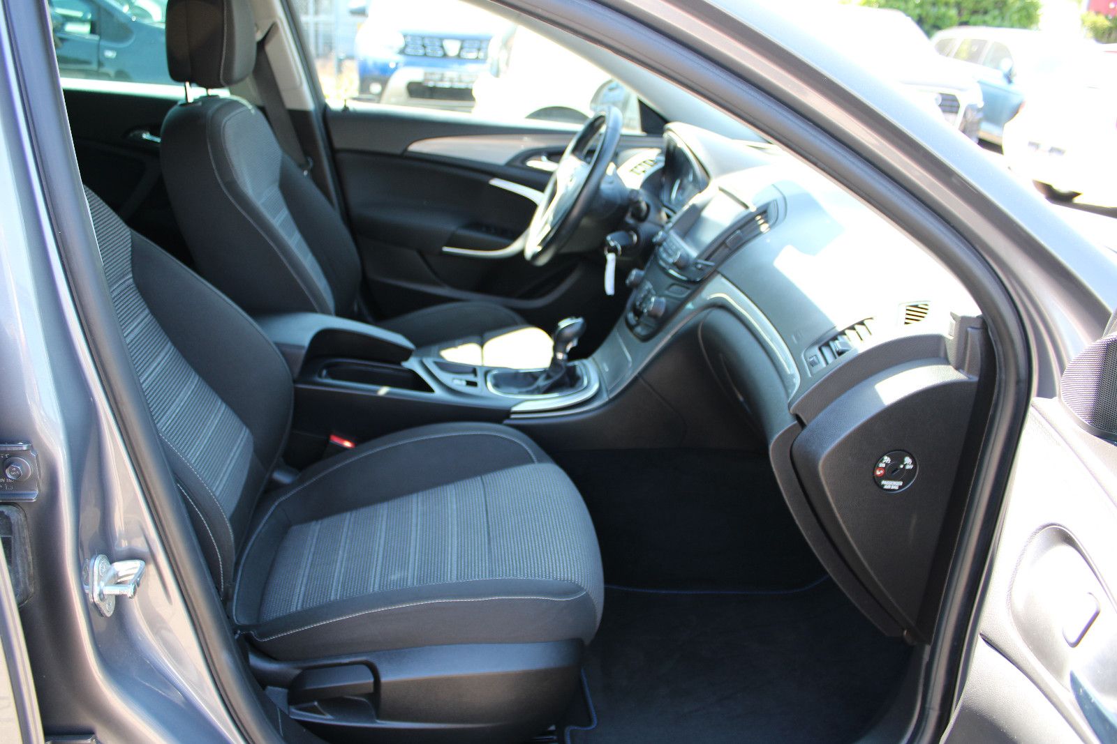 Fahrzeugabbildung Opel Insignia Sports Tourer 1.4 T Kamera,Navi,AHK