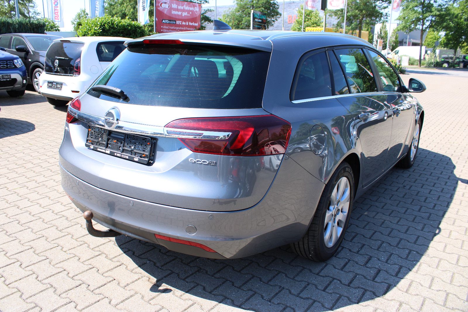 Fahrzeugabbildung Opel Insignia Sports Tourer 1.4 T Kamera,Navi,AHK
