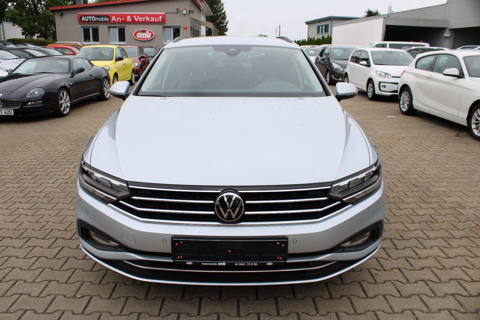 Fahrzeugabbildung Volkswagen Passat Variant 2.0 TDI SCR DSG Elegance Variant
