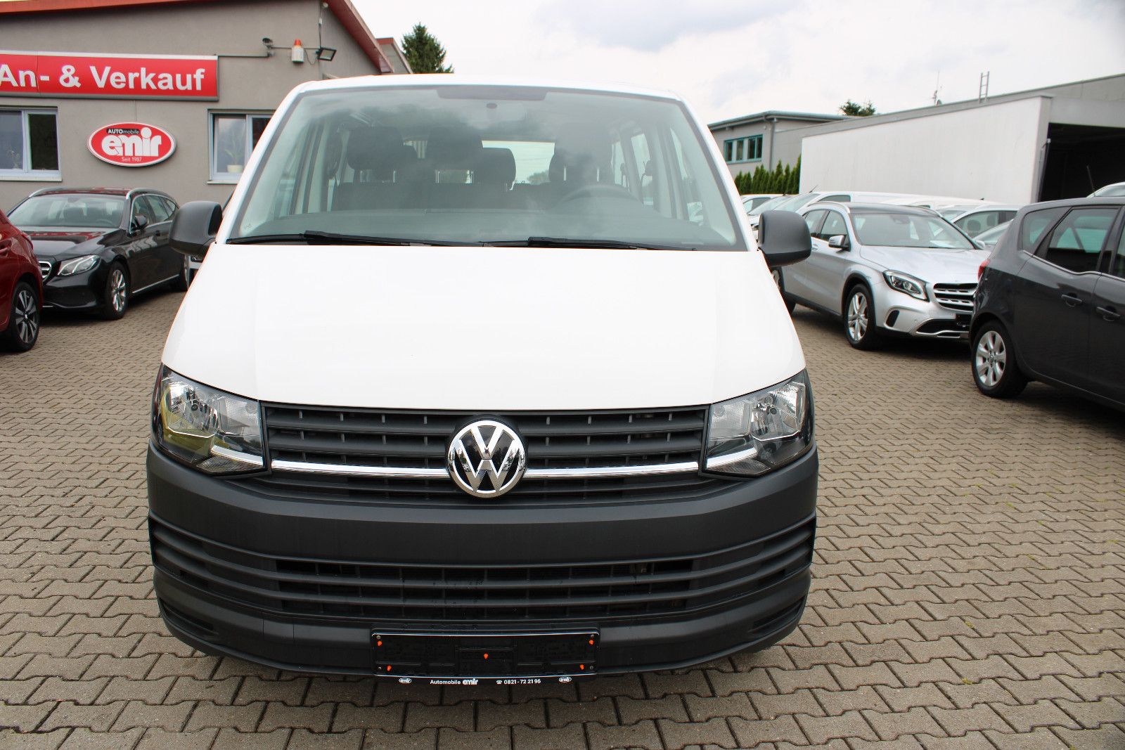Fahrzeugabbildung Volkswagen T6 Transporter 9.Sitzer Klima,PDC 1.Hand