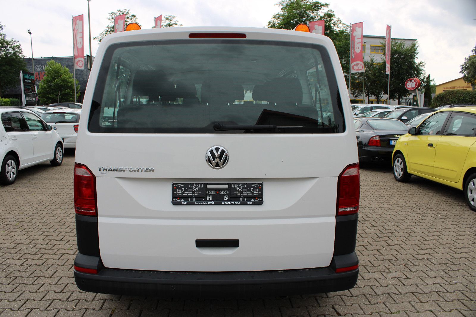 Fahrzeugabbildung Volkswagen T6 Transporter 9.Sitzer Klima,PDC 1.Hand