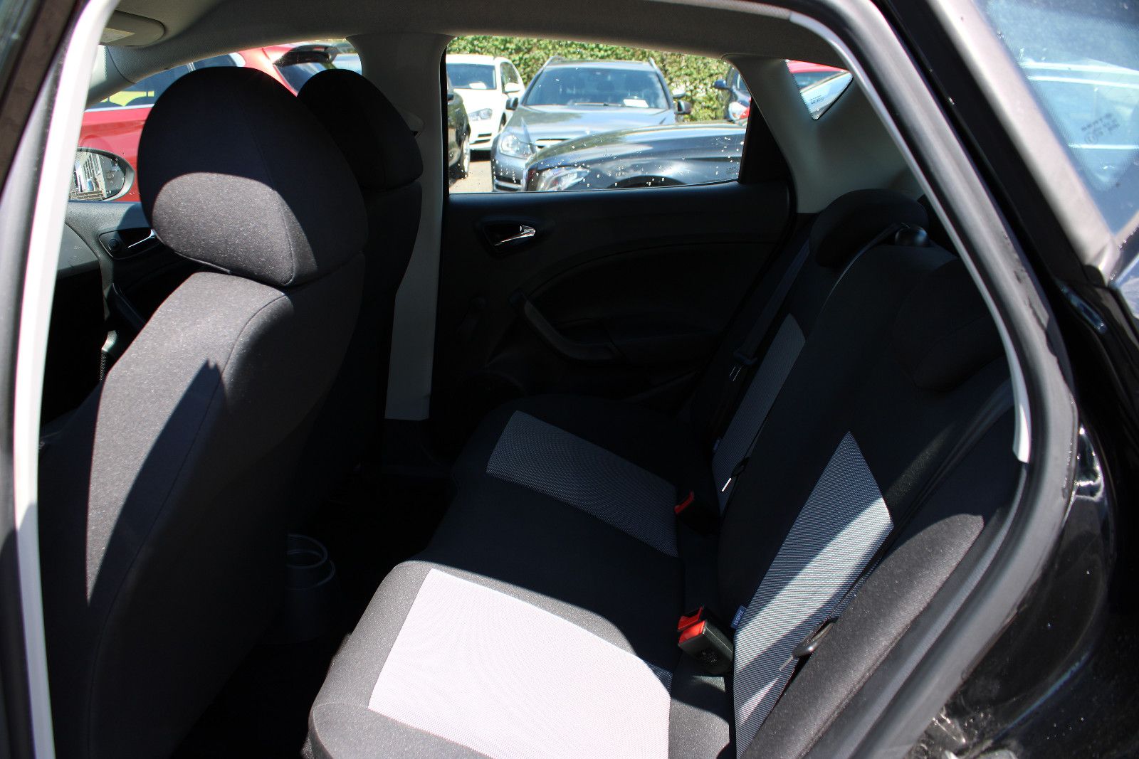Fahrzeugabbildung SEAT Ibiza 1.0 MPI Klima,PDC