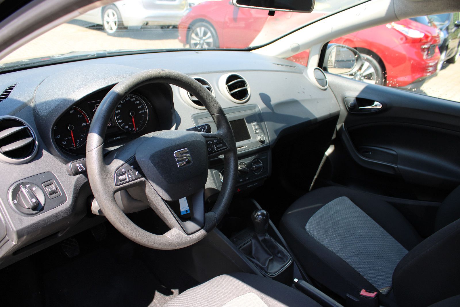 Fahrzeugabbildung SEAT Ibiza 1.0 MPI Klima,PDC
