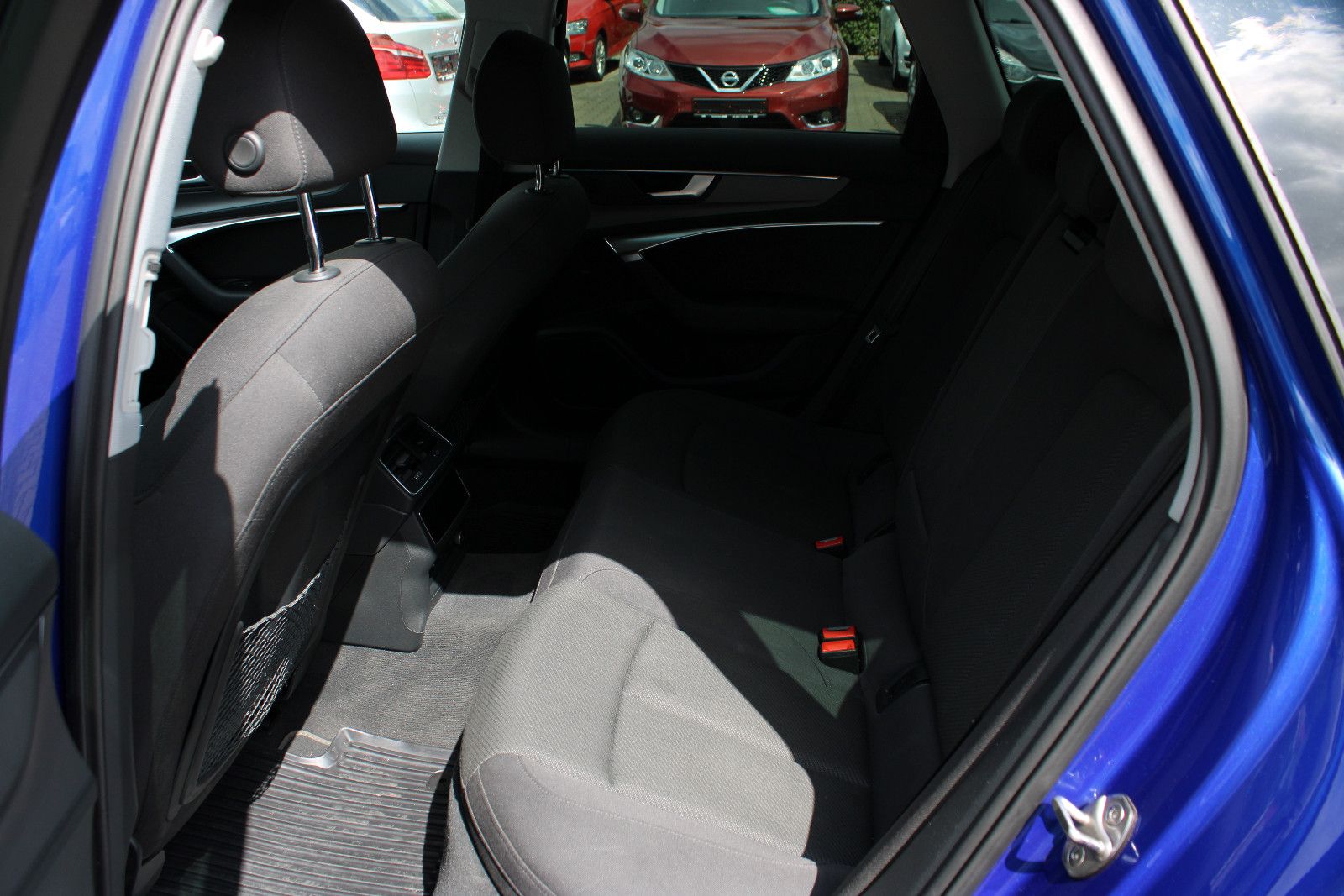 Fahrzeugabbildung Audi A6 40 TDI S tronic S line Avant Navi,Matrix,Kame