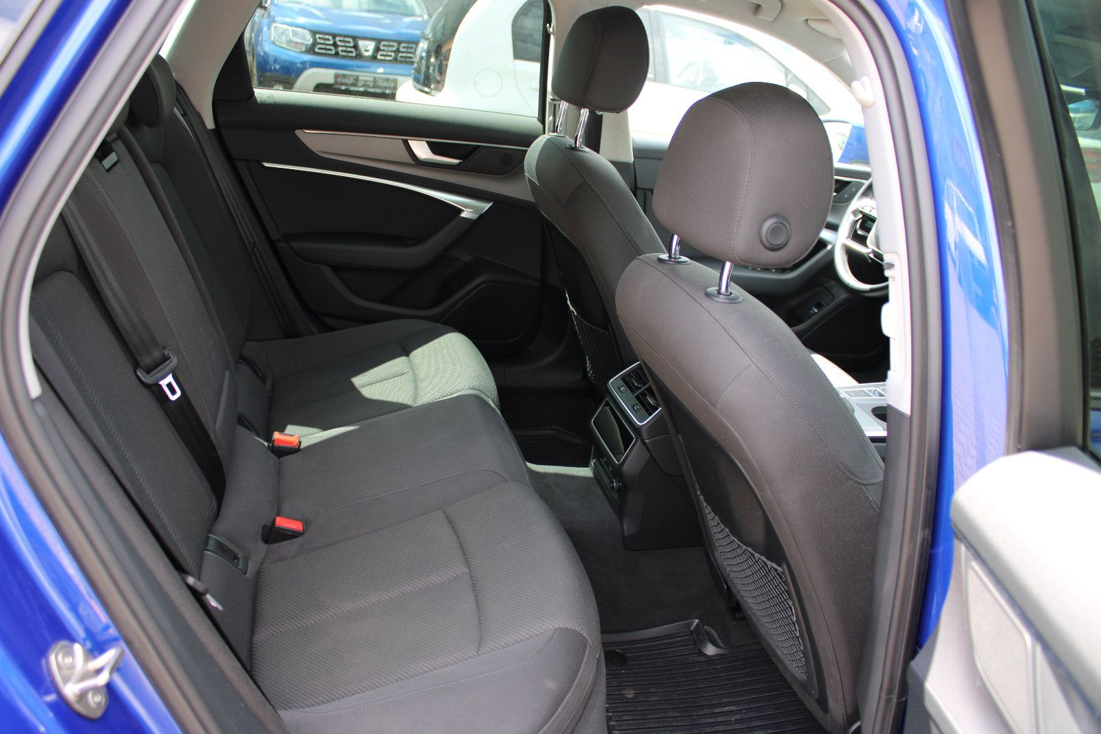 Fahrzeugabbildung Audi A6 40 TDI S tronic S line Avant Navi,Matrix,Kame