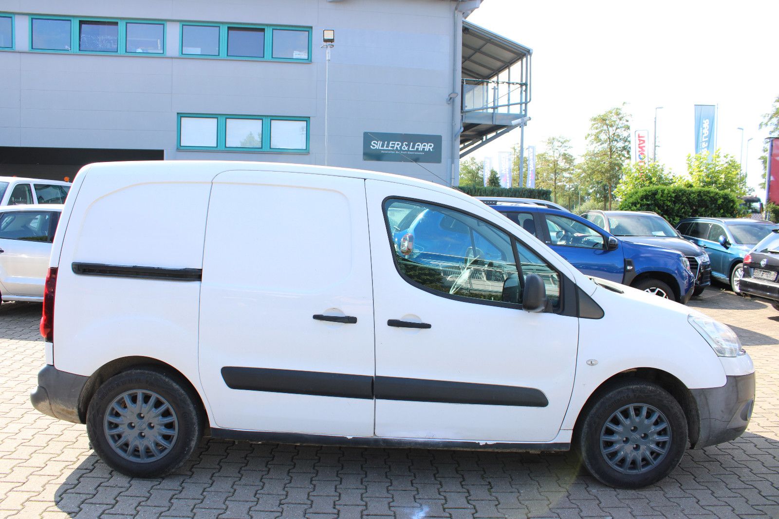 Fahrzeugabbildung Citroën Berlingo Kasten AHK,PDC
