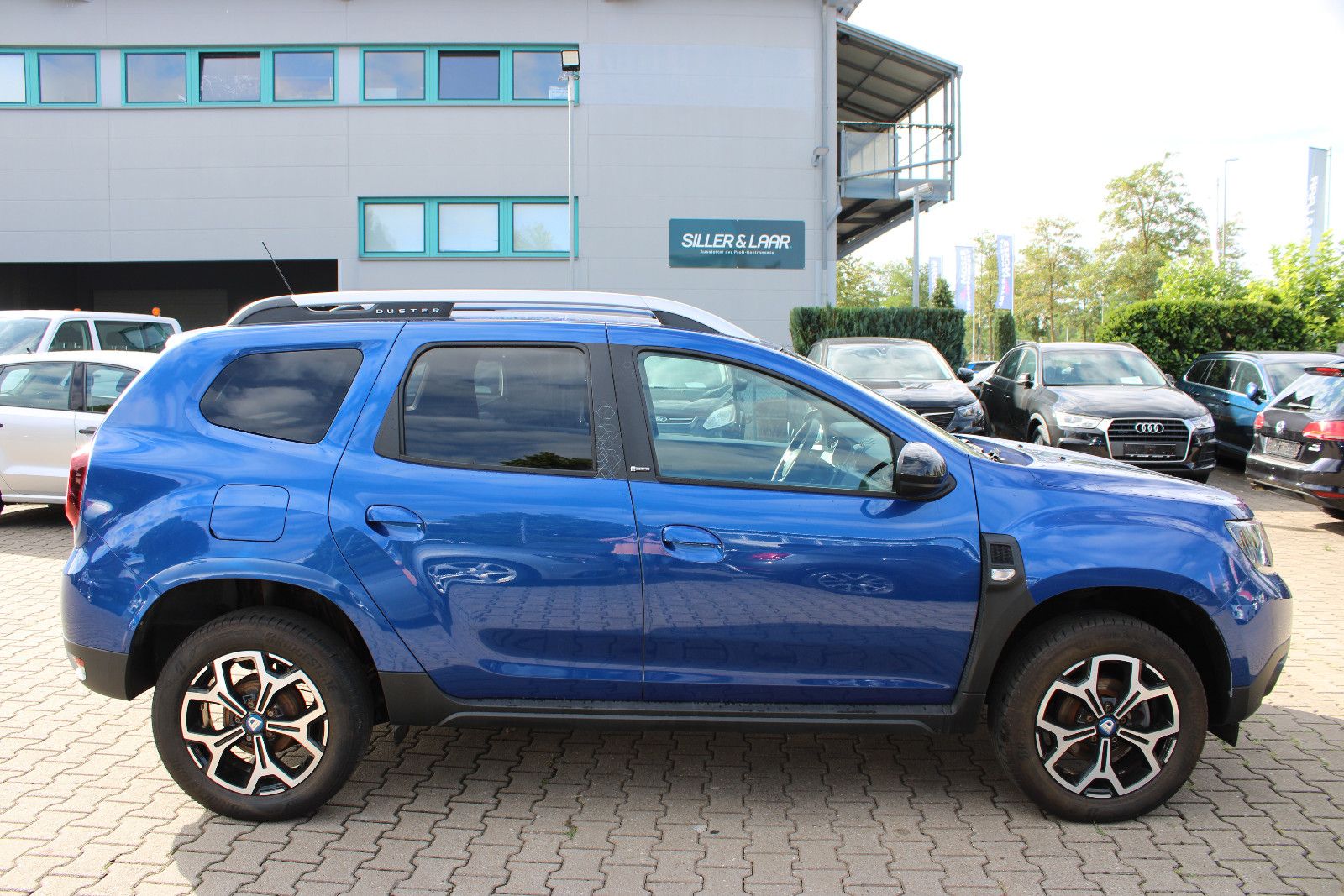 Fahrzeugabbildung Dacia Duster TCe 100 LPG Navi,PDC,Kamera,2WD Essential