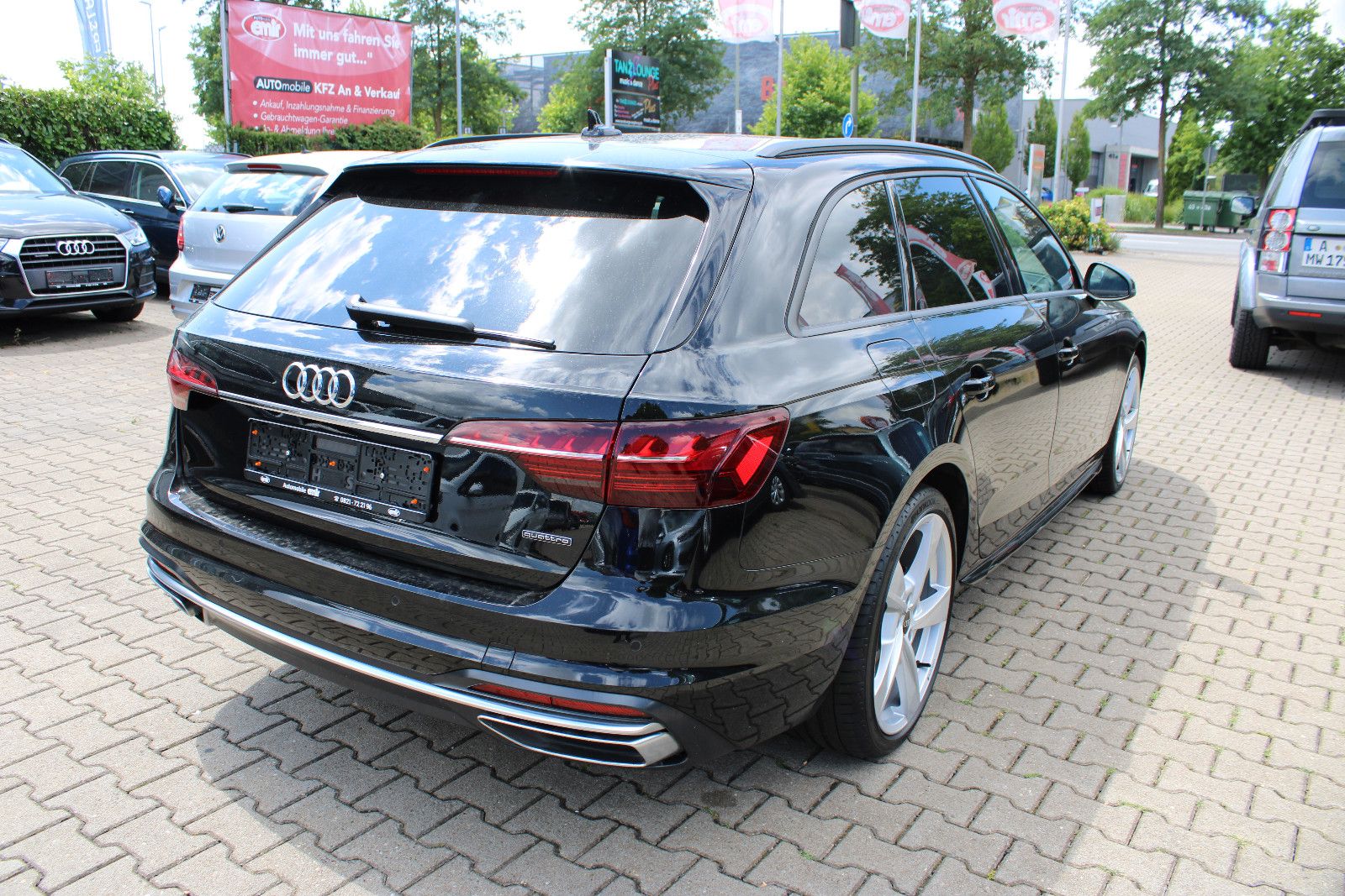 Fahrzeugabbildung Audi A4 40 TDI S tronic quattro Matrix-LED AHK