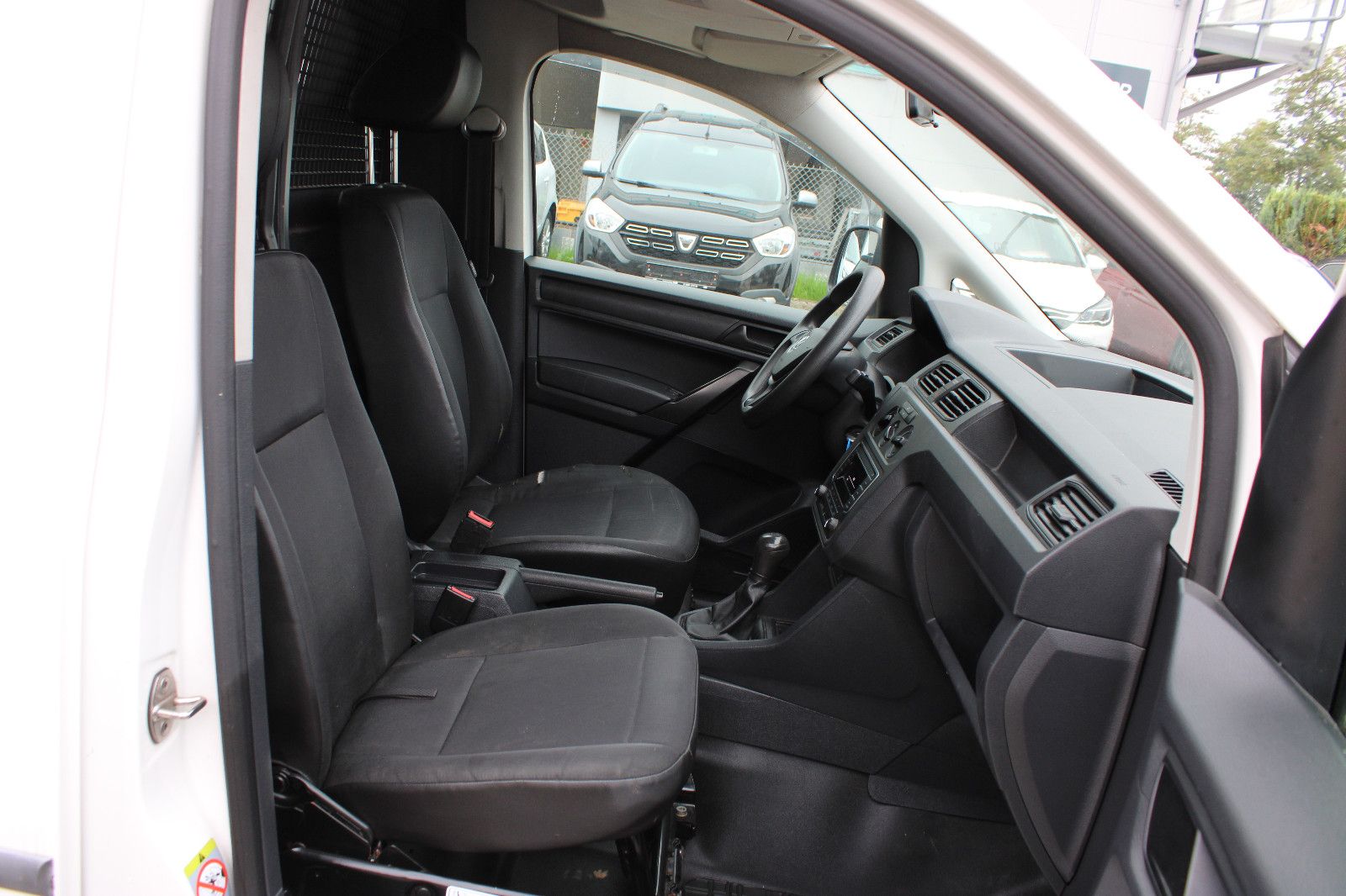 Fahrzeugabbildung Volkswagen Caddy 2.0TDI Kasten mit Fenster 2xSchiebetüren