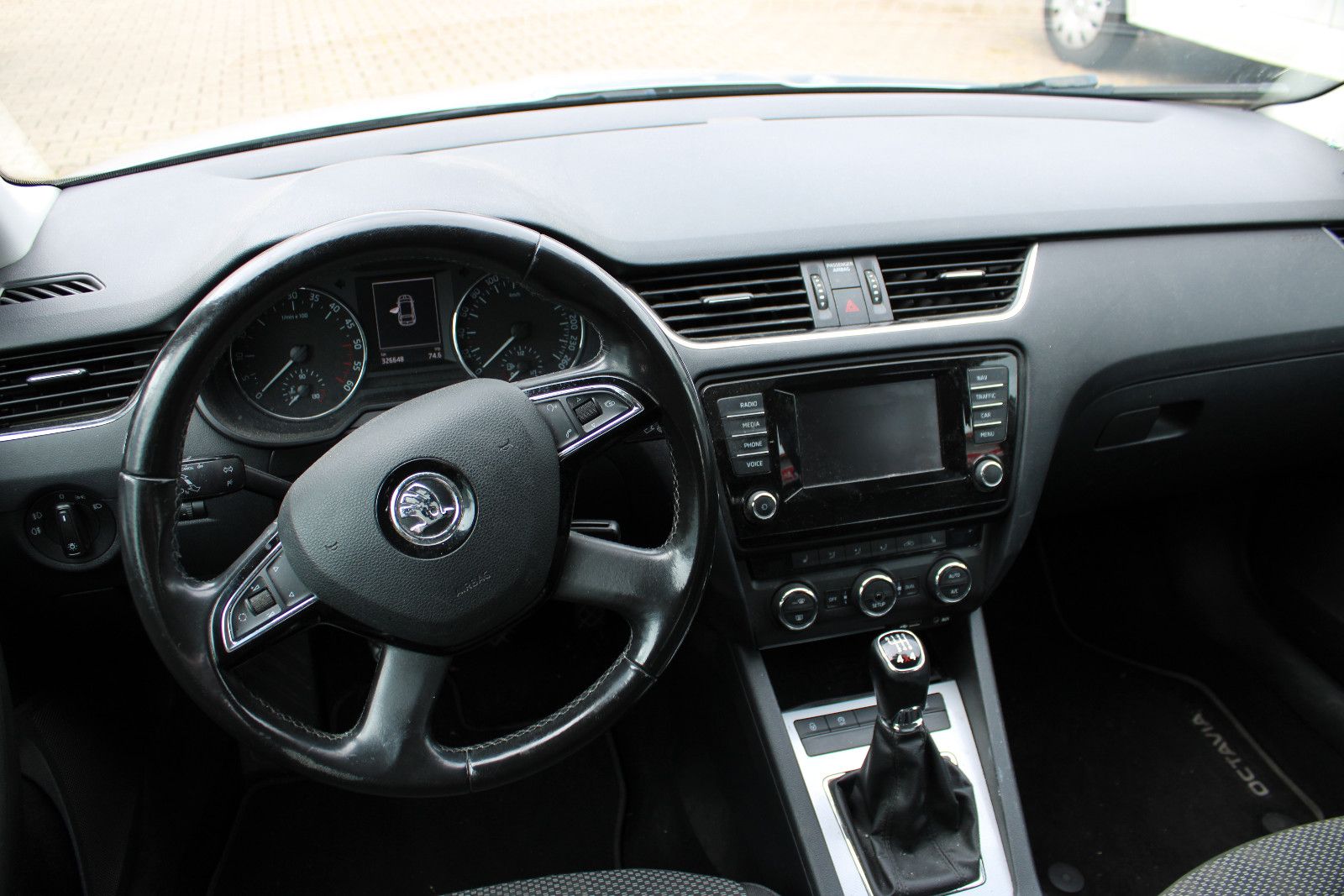 Fahrzeugabbildung SKODA Octavia 2.0 TDI 4x4 Ambition Combi