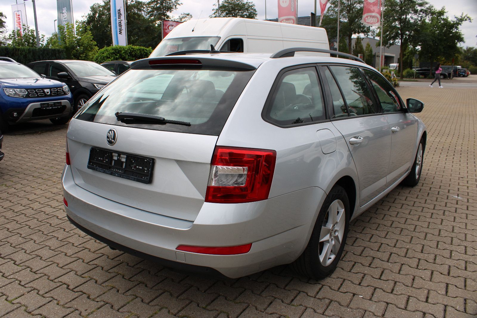 Fahrzeugabbildung SKODA Octavia 2.0 TDI 4x4 Ambition Combi