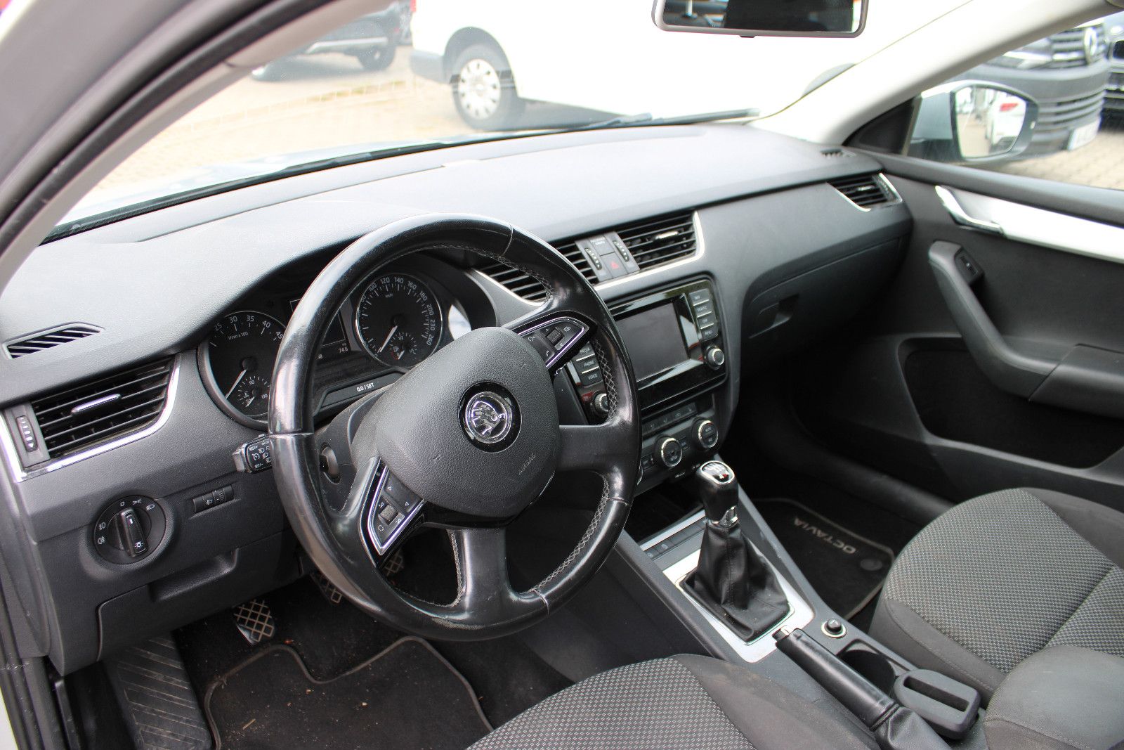 Fahrzeugabbildung SKODA Octavia 2.0 TDI 4x4 Ambition Combi