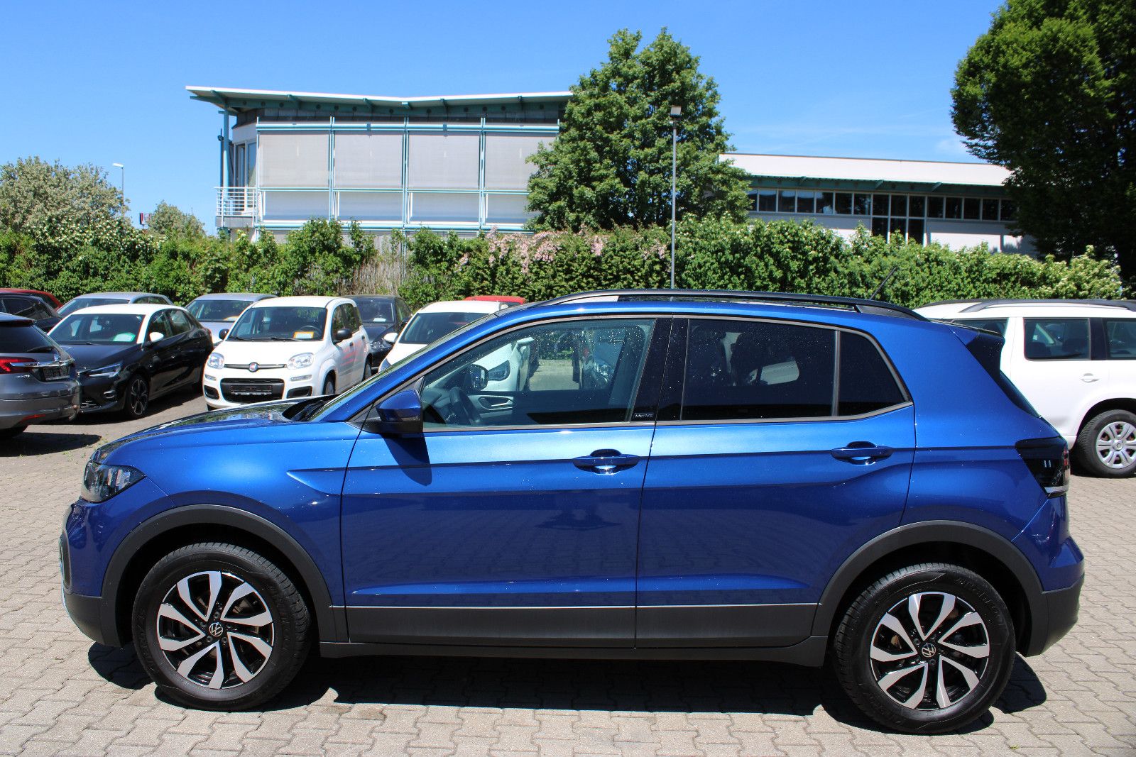 Fahrzeugabbildung Volkswagen T-Cross 1.0 TSI OPF DSG ACTIVE