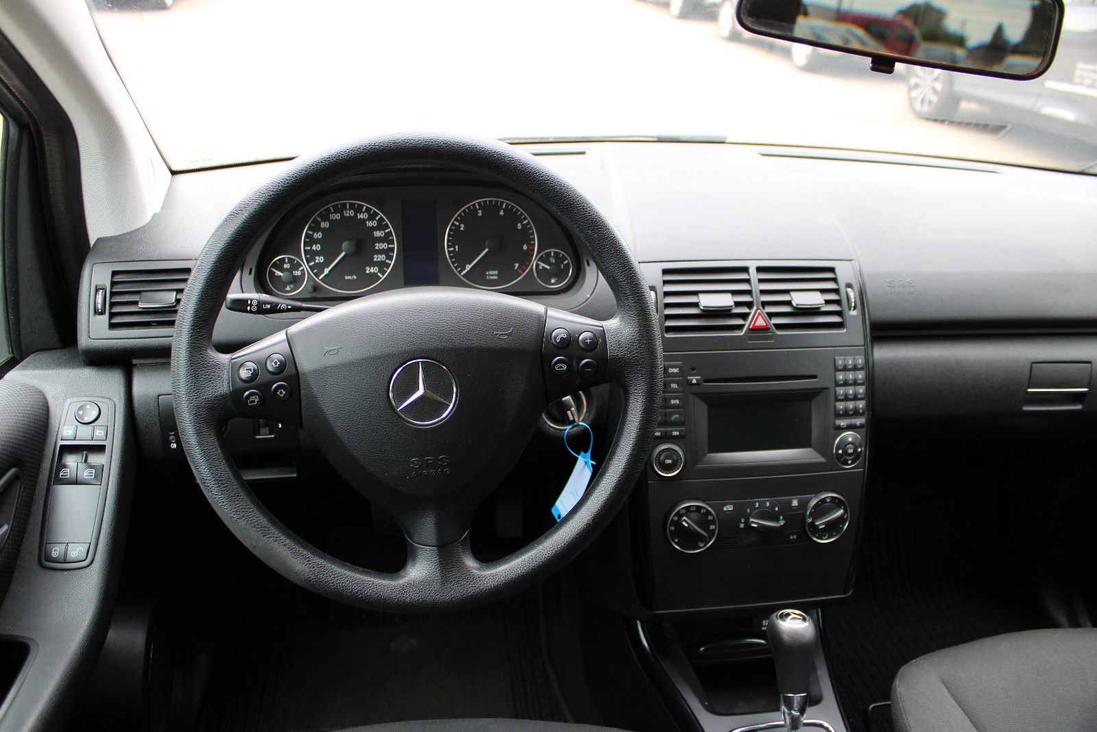 Fahrzeugabbildung Mercedes-Benz A 160 Automatik 7-Gang Klima, Alu, TÜV neu.