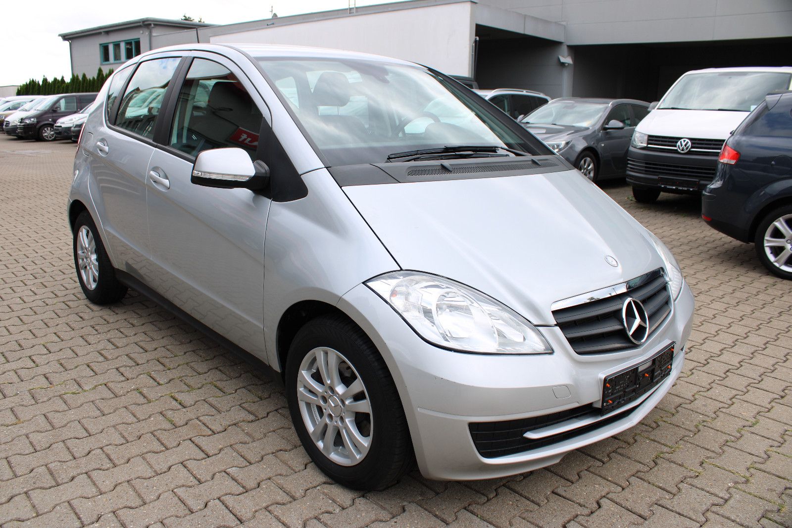 Fahrzeugabbildung Mercedes-Benz A 160 Automatik 7-Gang Klima, Alu, TÜV neu.