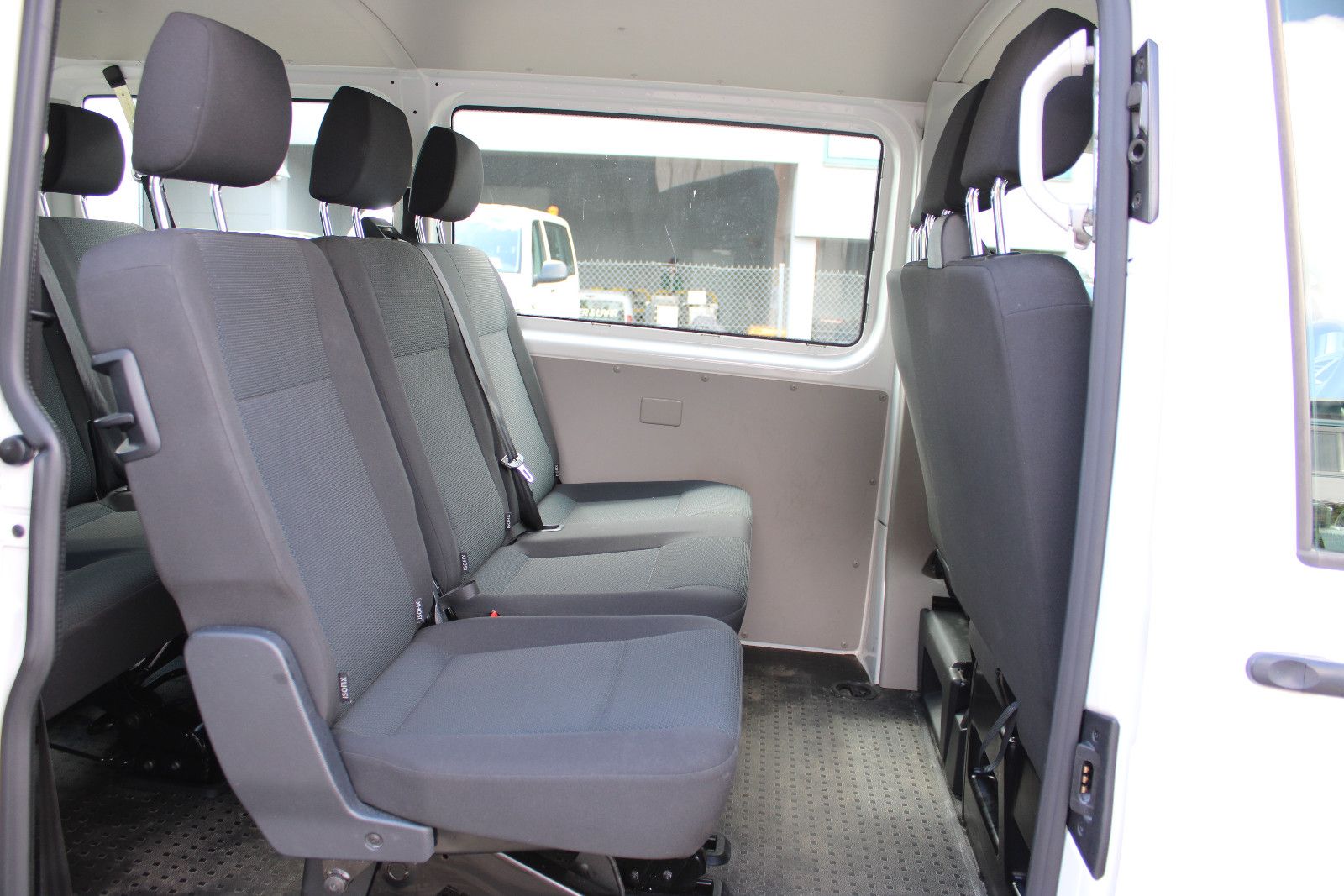 Fahrzeugabbildung Volkswagen T6 Transporter 9.Sitzer Klima,PDC