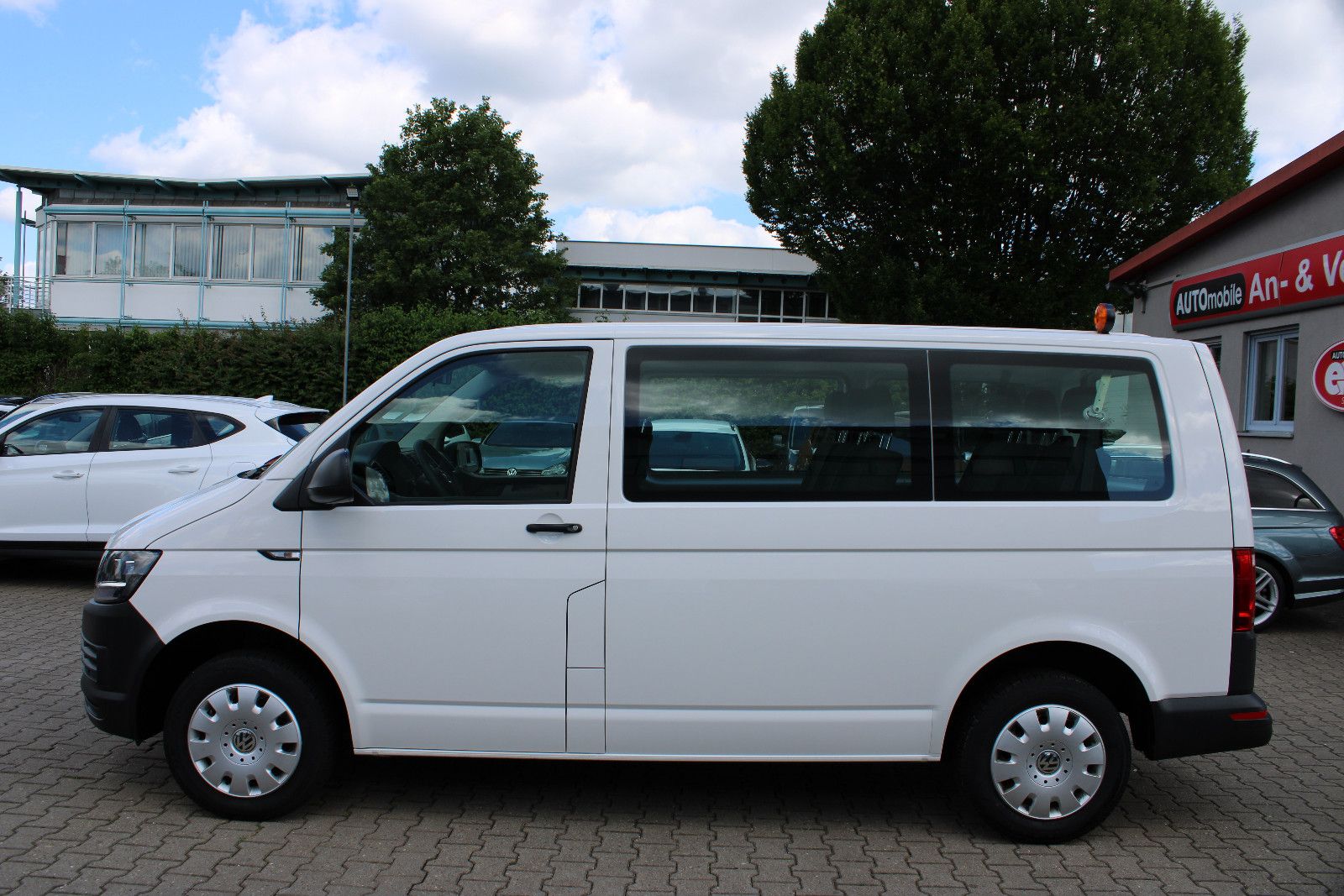 Fahrzeugabbildung Volkswagen T6 Transporter 9.Sitzer Klima,PDC