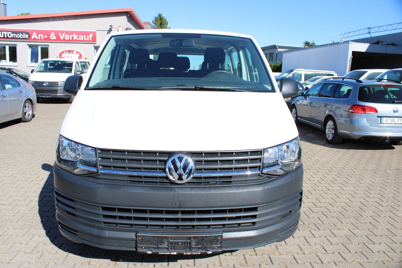 Fahrzeugabbildung Volkswagen T6 Transporter 9.Sitzer Klima,PDC, 1.Hand
