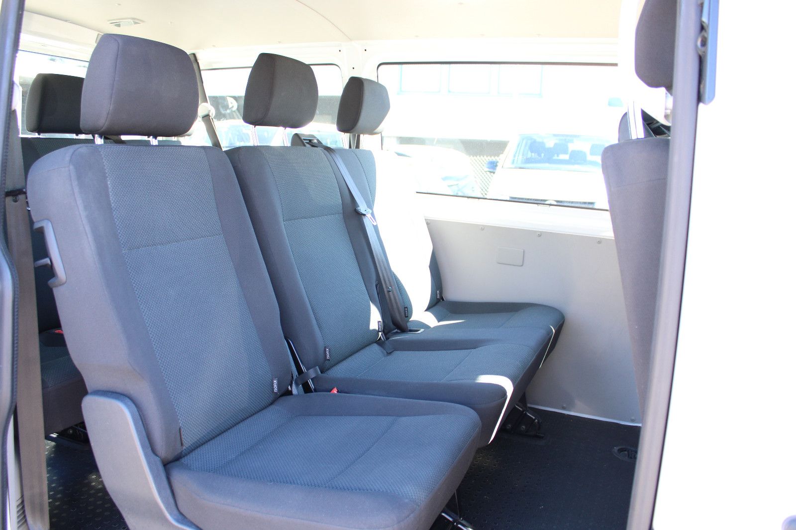 Fahrzeugabbildung Volkswagen T6 Transporter 9.Sitzer Klima,PDC, 1.Hand
