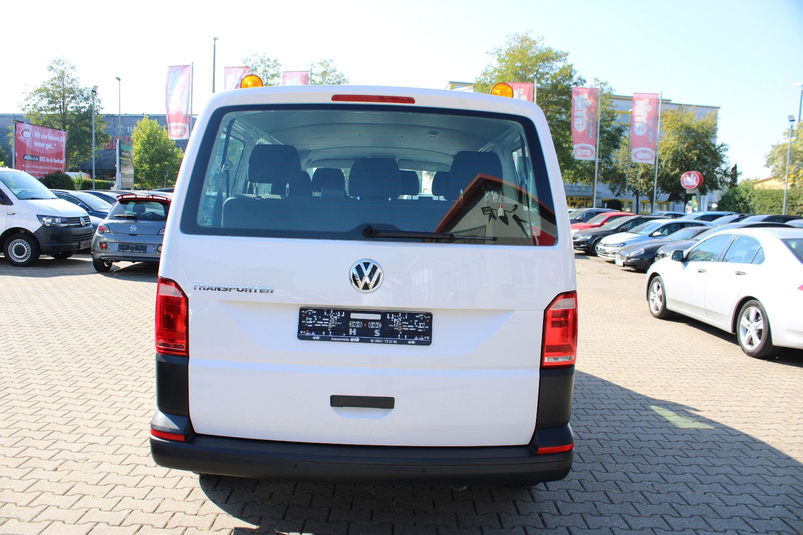 Fahrzeugabbildung Volkswagen T6 Transporter 9.Sitzer Klima,PDC 1.Hand
