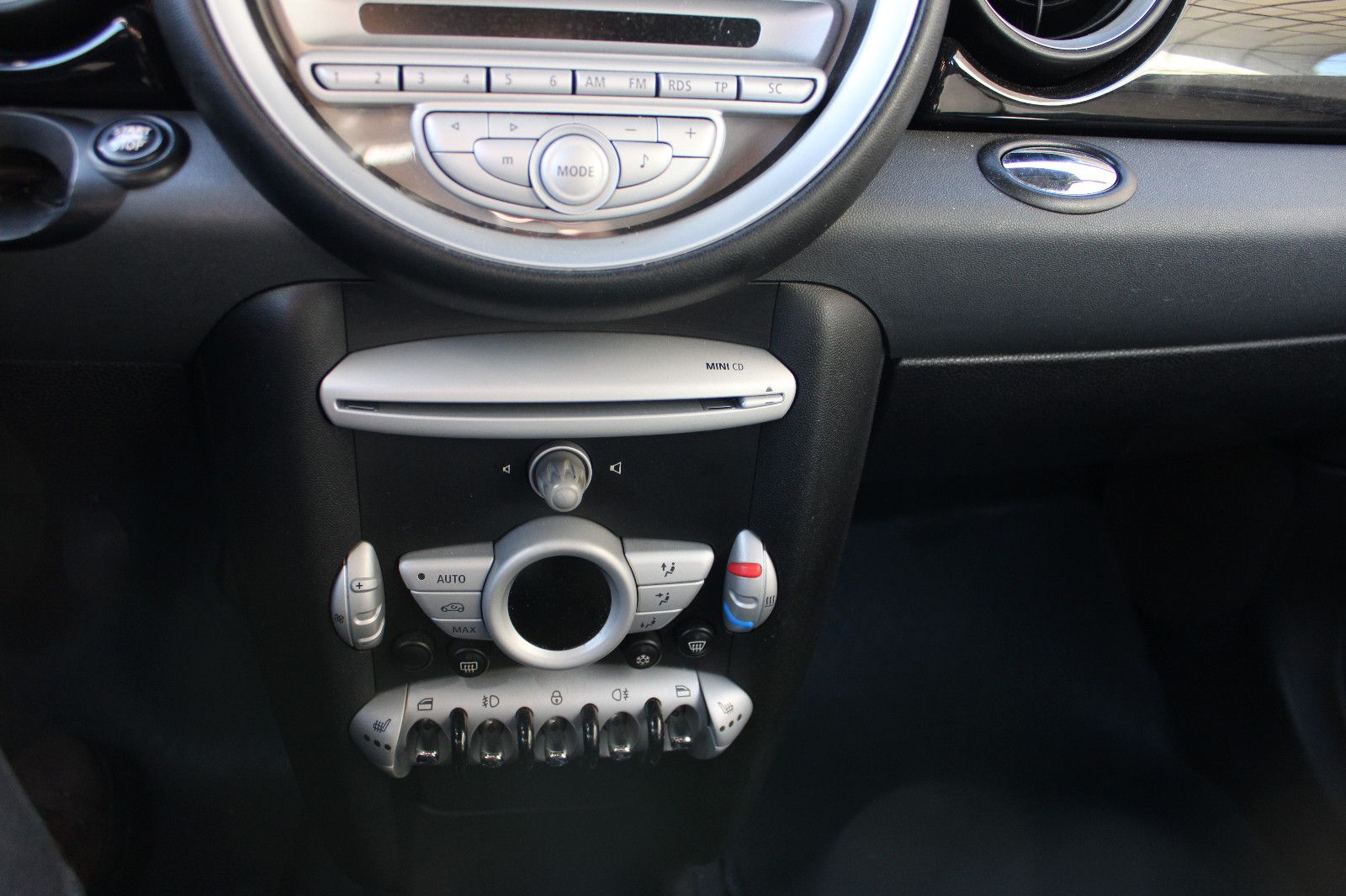 Fahrzeugabbildung MINI Clubman Klimaautom. SHZ