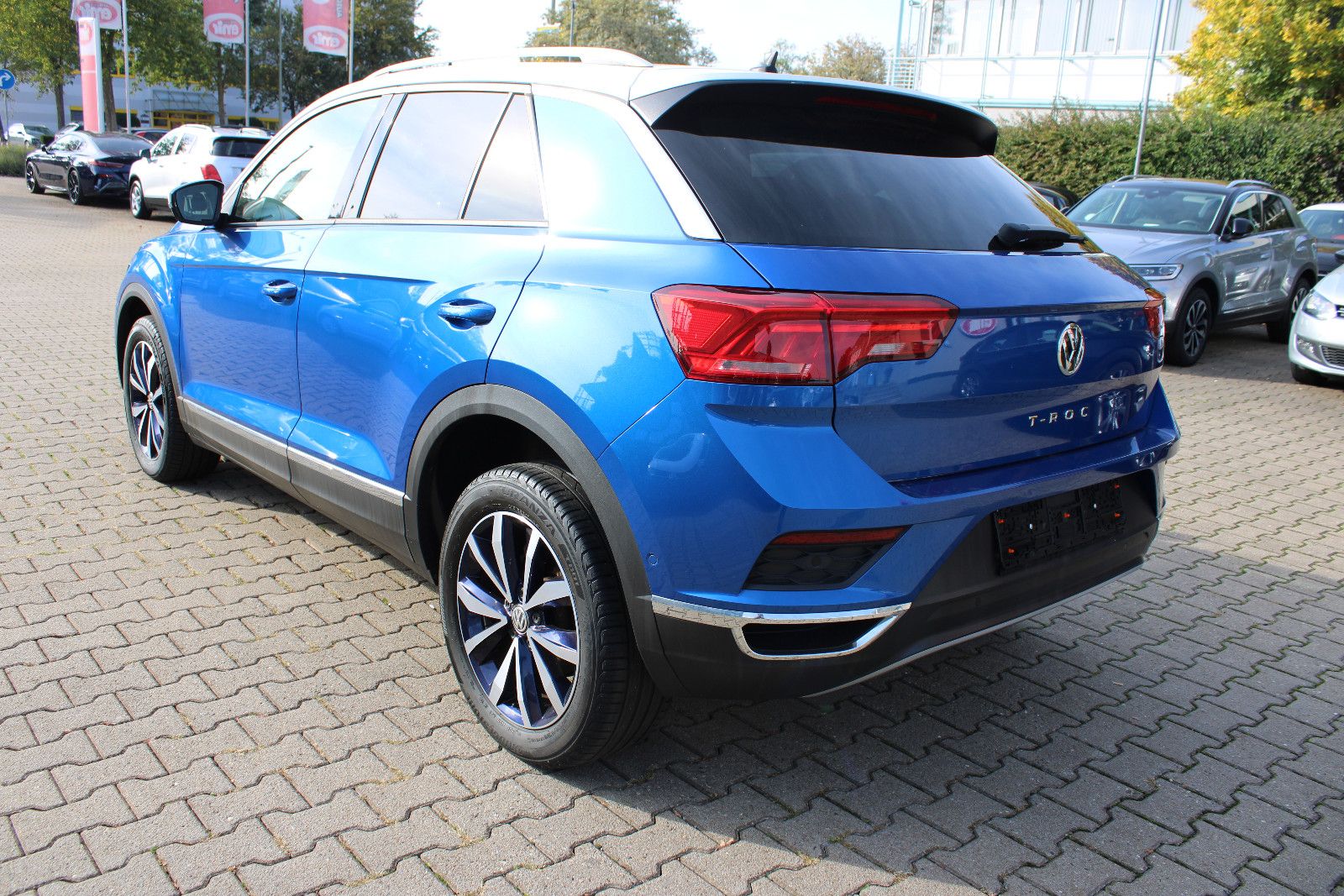 Fahrzeugabbildung Volkswagen T-Roc 2.0 TDI SCR DSG Navi,Kamera,PDC,SHZ