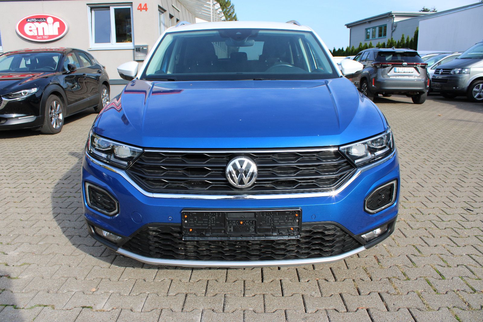 Fahrzeugabbildung Volkswagen T-Roc 2.0 TDI SCR DSG Navi,Kamera,PDC,SHZ